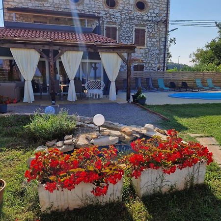 Villa Makale Umag Eksteriør billede