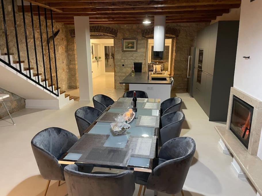 Villa Makale Umag Eksteriør billede